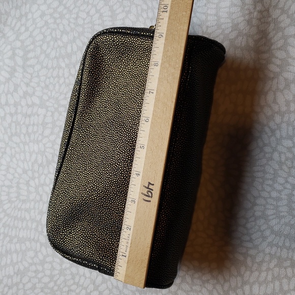 Bare Minerals Black and Gold Cosmetic Bag - 3/$15 - Picture 3 of 9